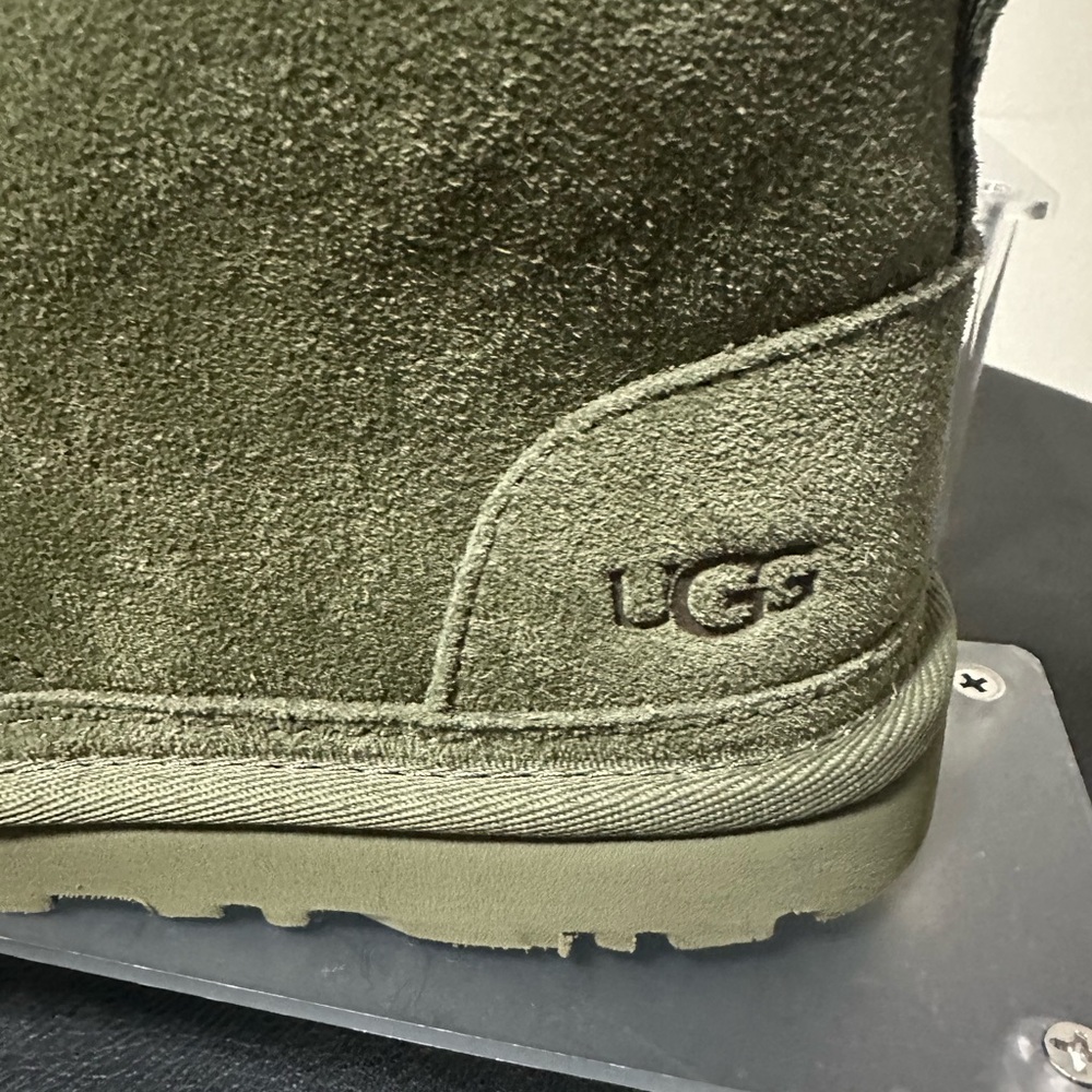 UGG Neumel - Picture 2 of 12